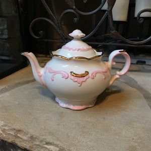 Vintage Pink and Gold Trim Teapot